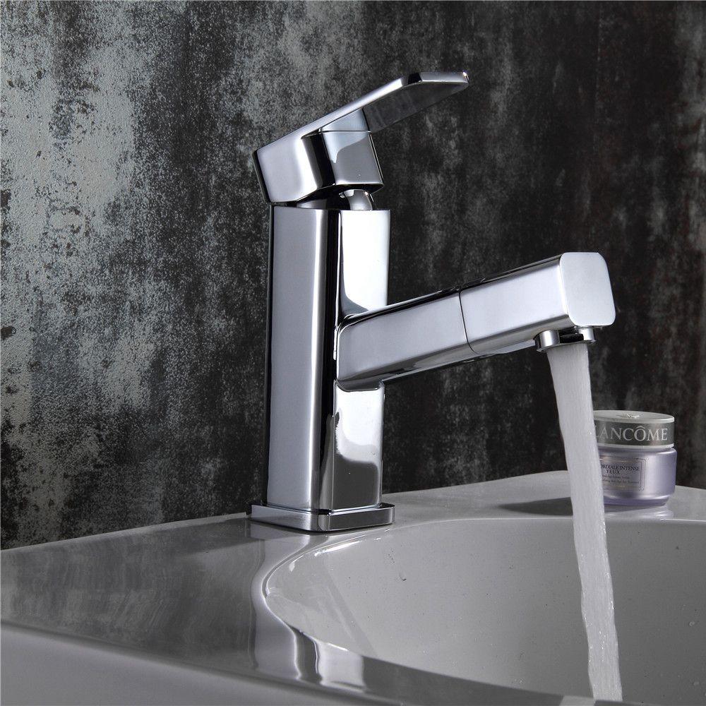 Eckiger Wasserhahn mit ausziehbarem Schlauch