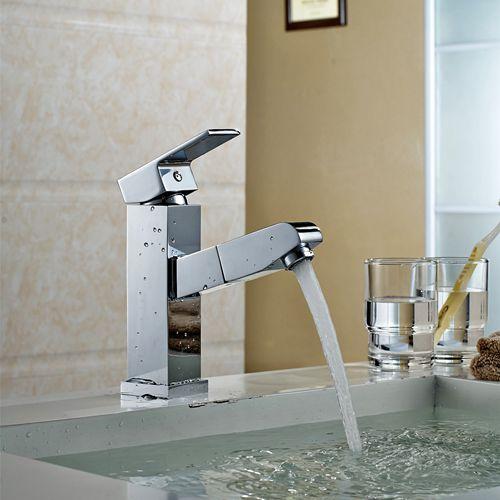 Eckiger Wasserhahn mit ausziehbarem Schlauch