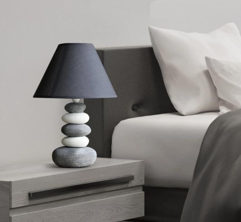 Stonia – Moderne Tischleuchte im Stein-Design